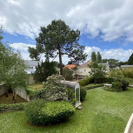 Lumineux Avec Terrasse, 2 Pieces, Proche Ocean, Commerces Et Verdure - Fr-1-245-196 Lägenhet La Baule-Escoublac